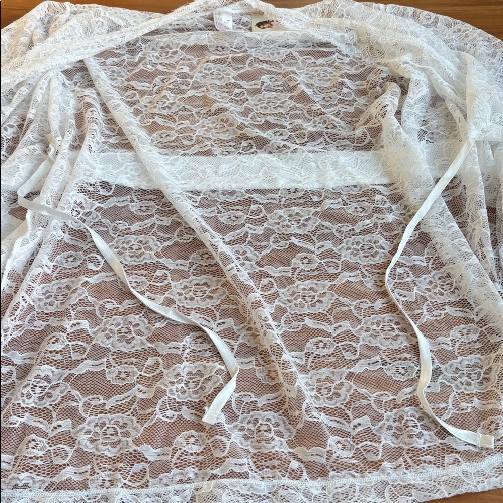 NWT Lace robe - Picture 9 of 10